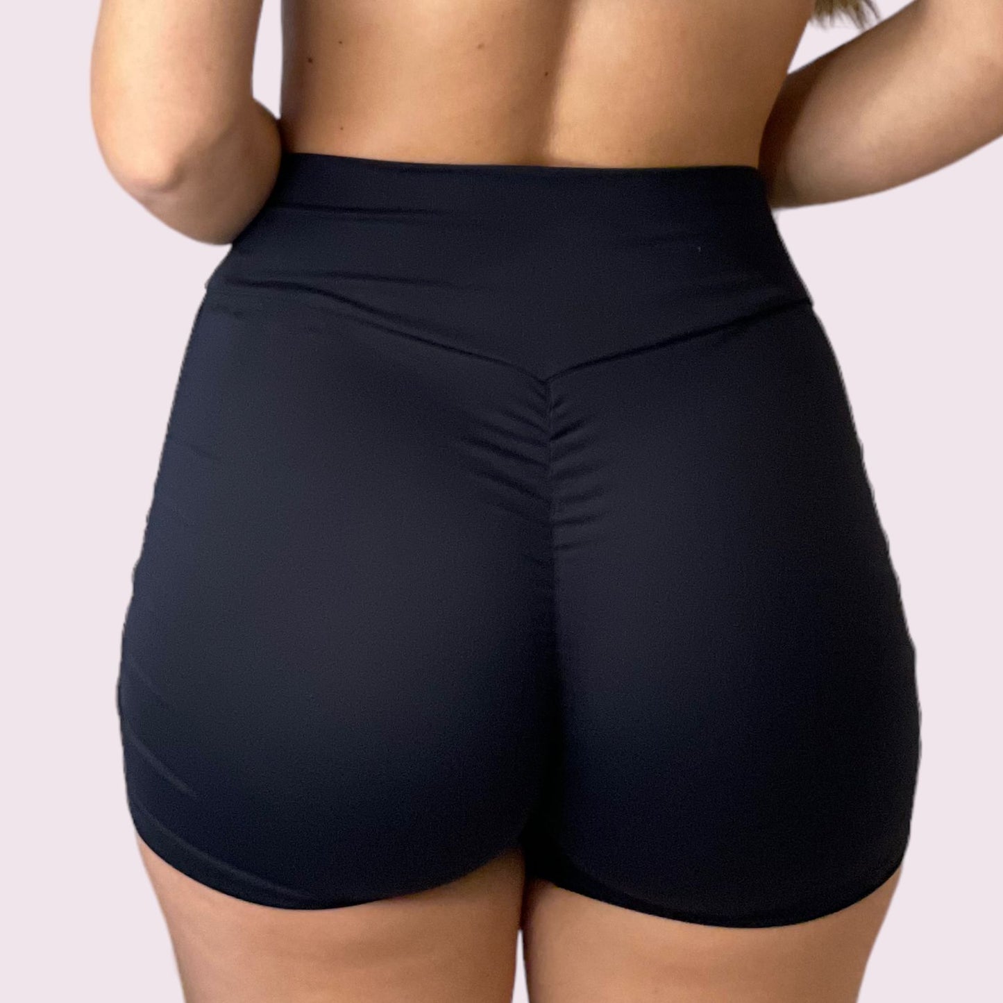 Shortinho Jhulia Empina Bumbum Amni Preto