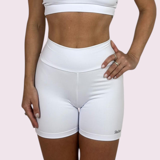 Shortinho Empina Bumbum Luna Branco com Preto