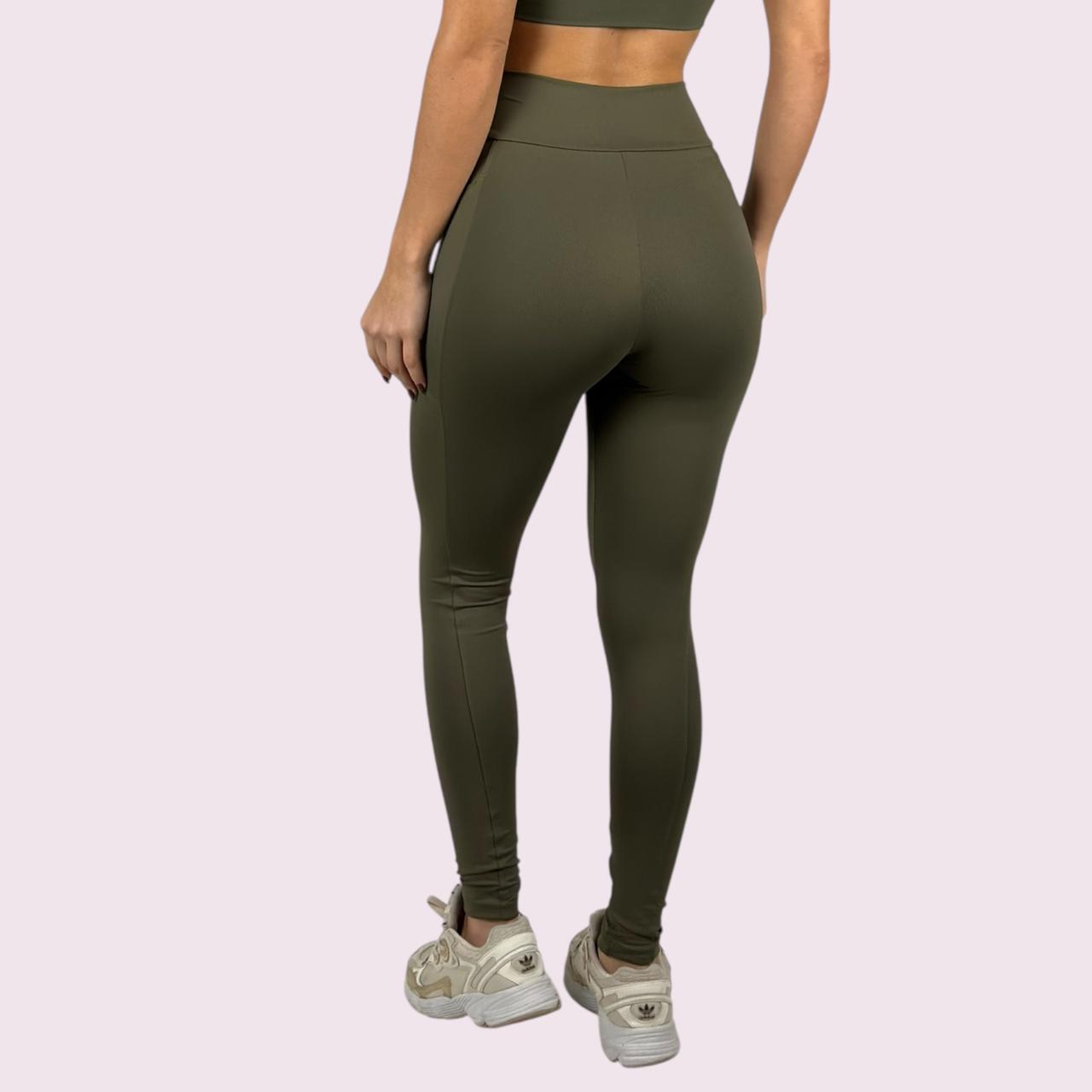 Legging com Bolso Suplex Verde Militar