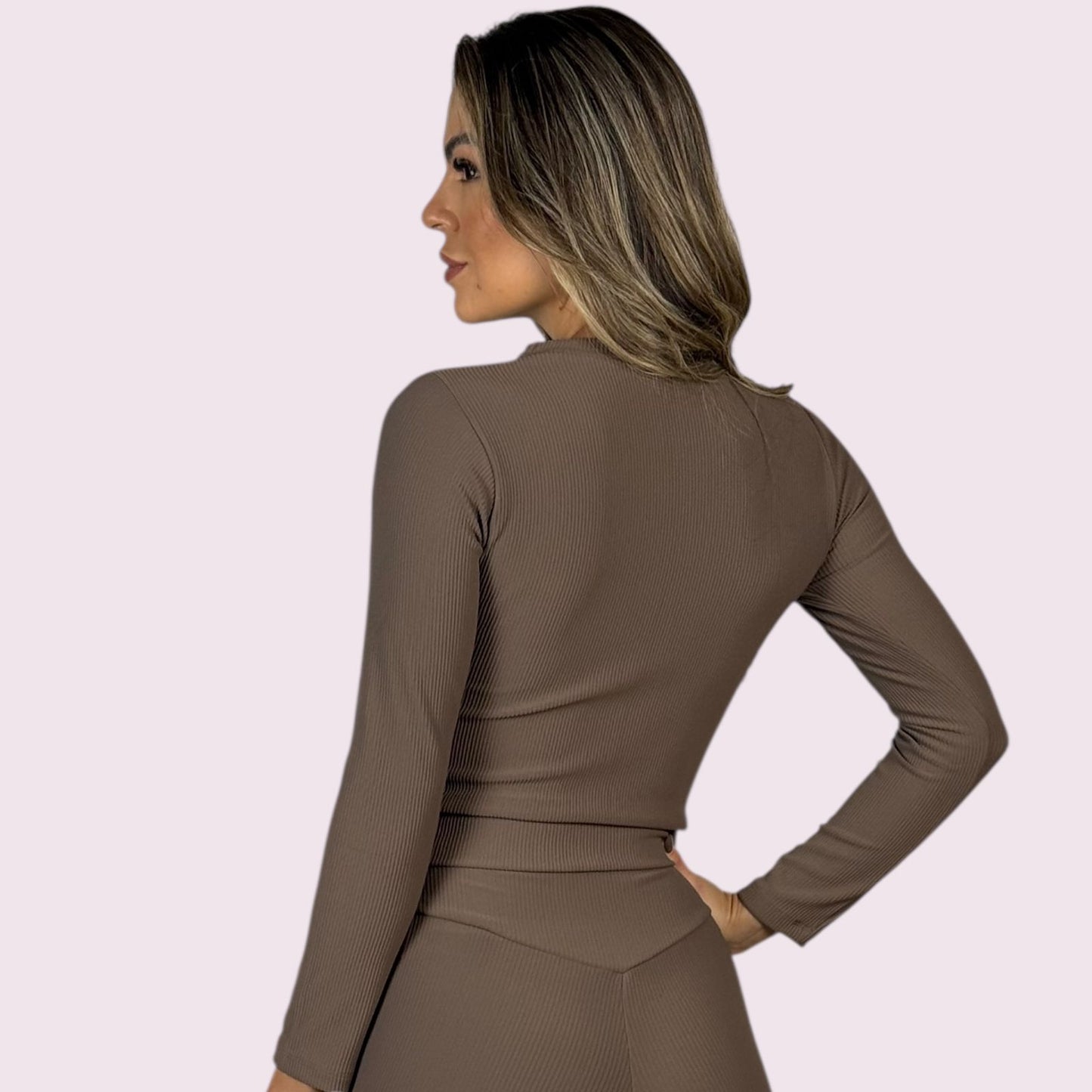 Cropped Mel Cotelê Mocha Mousse