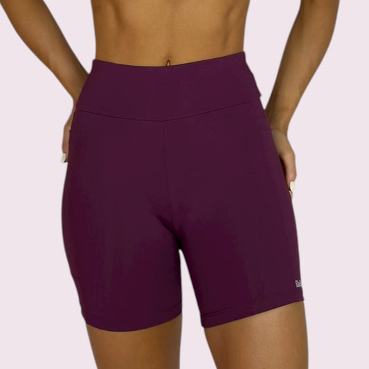 Bermuda com Bolso Suplex Malbec