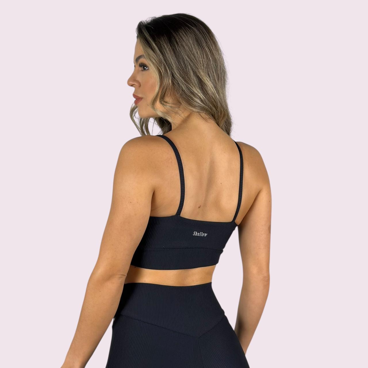 Top Isa Cotelê Preto