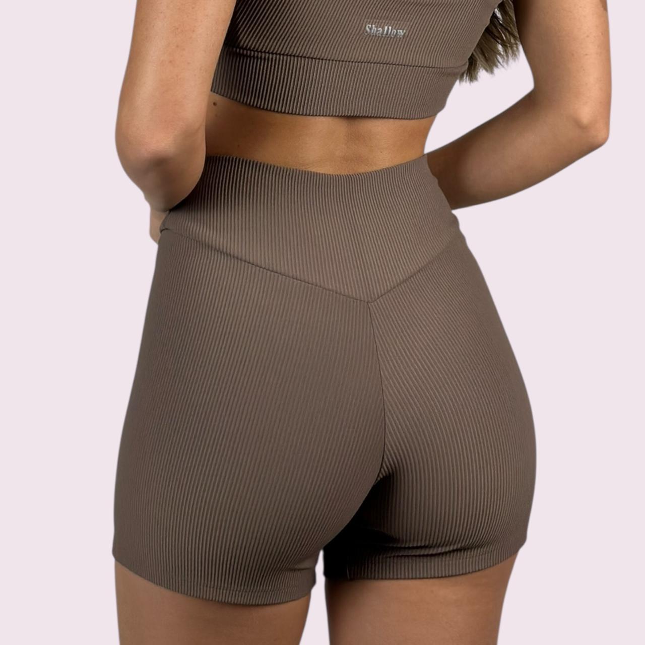 Shorts Cós V Cotelê Mocha Mousse