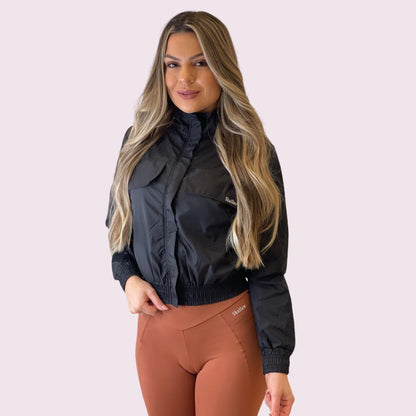 Corta Vento Tai Preto