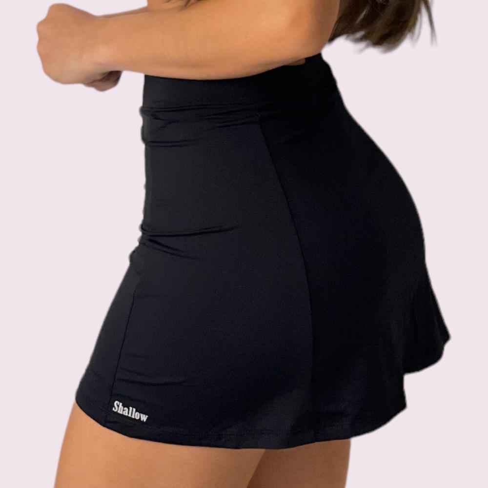 Shorts Saia Preto