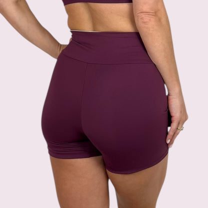 Shorts Zoe Malbec com Off White