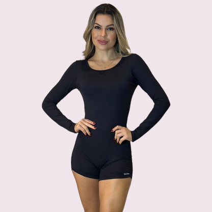 Macacão Maia Suplex Preto