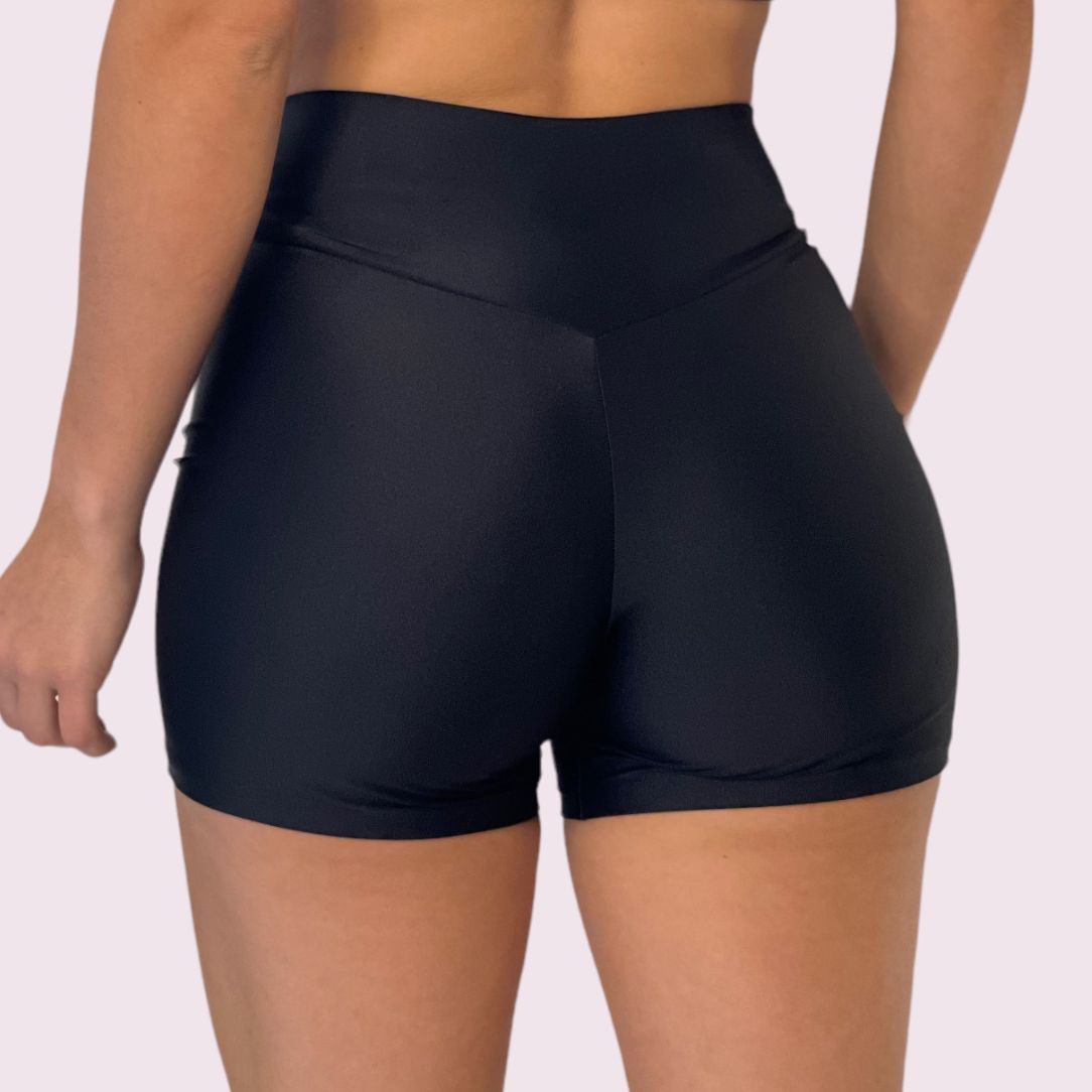 Shorts Cós V Metalizado Preto
