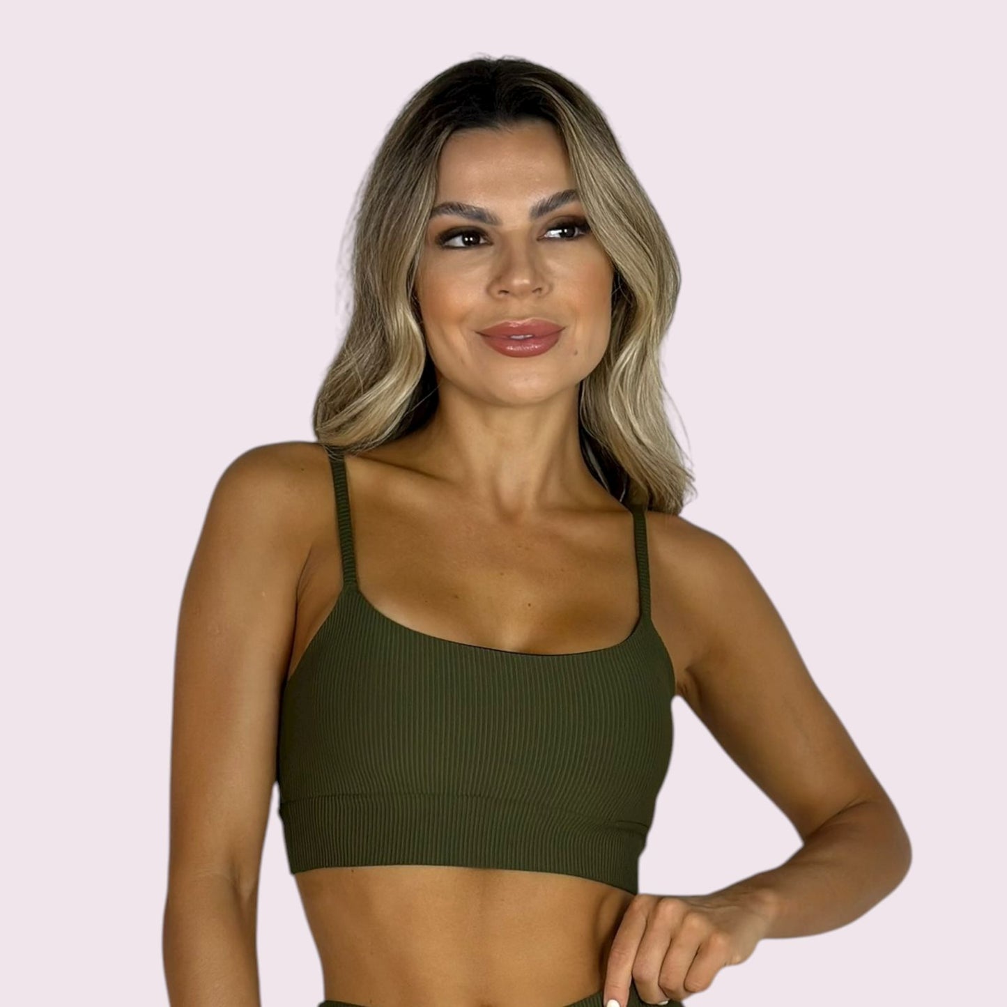 Top Isa Cotelê Verde Militar