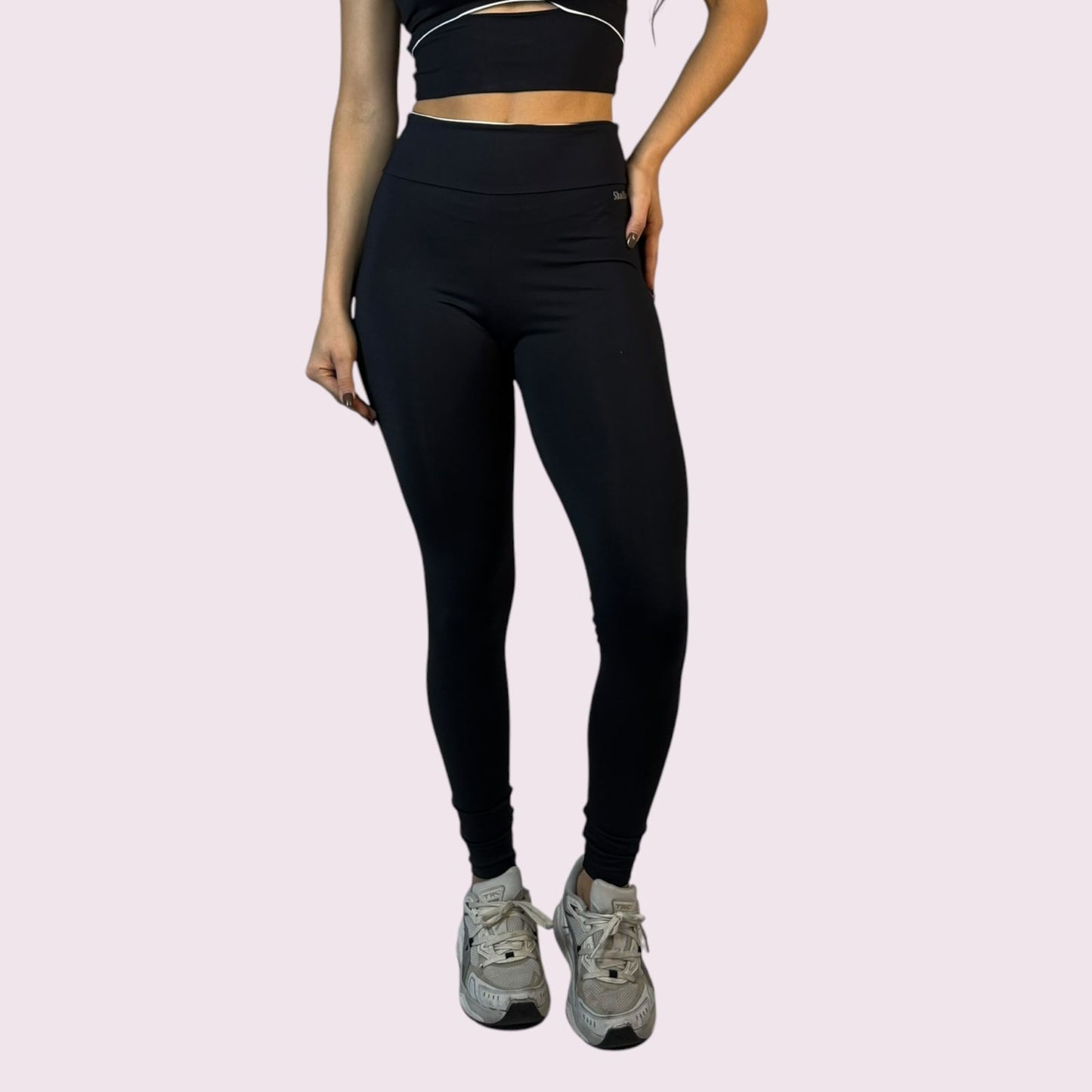 Legging Zoe Preto com Branco