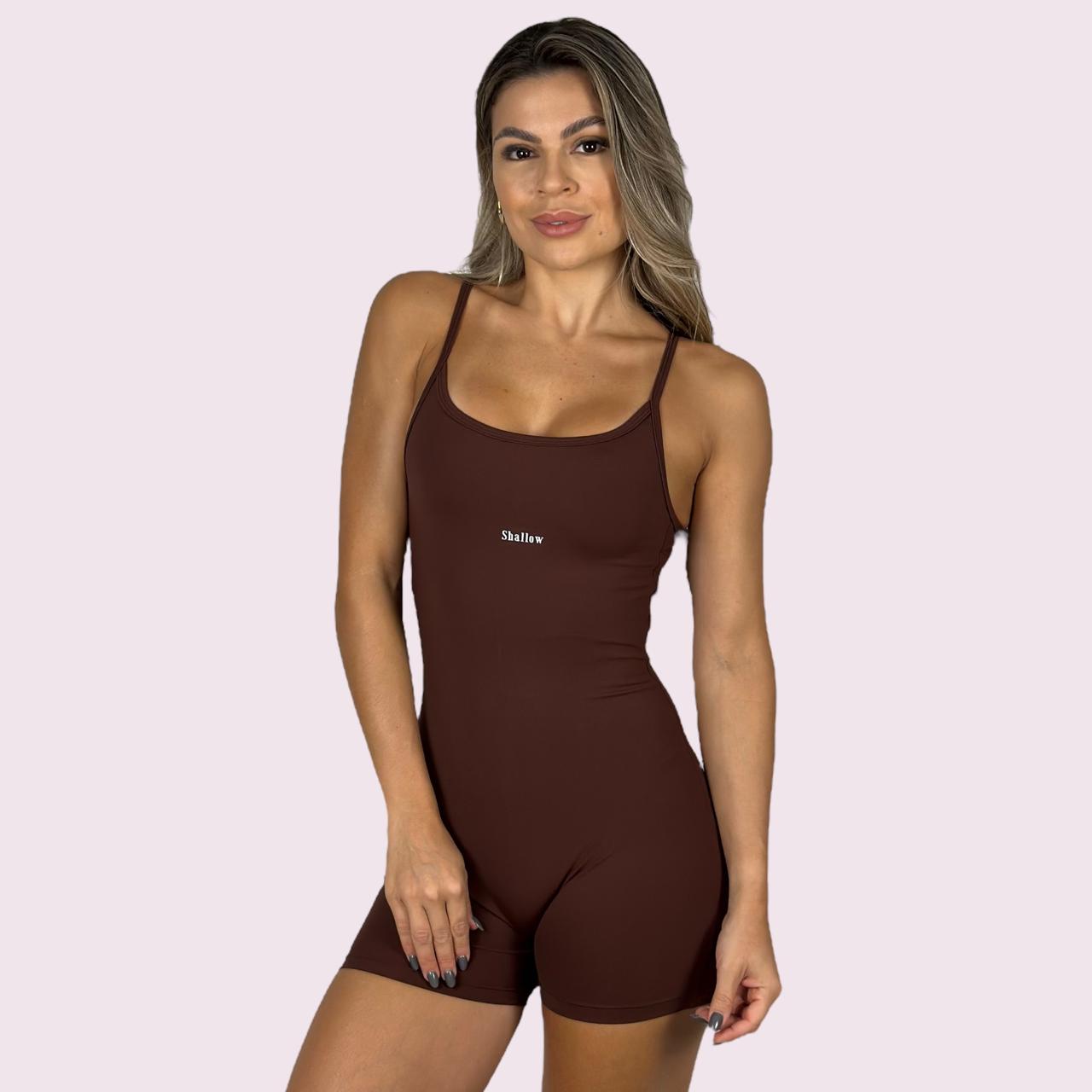 Macacão Elena Suplex Coffee com Shallow