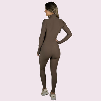 Macacão Virginia Cotelê Mocha Mousse