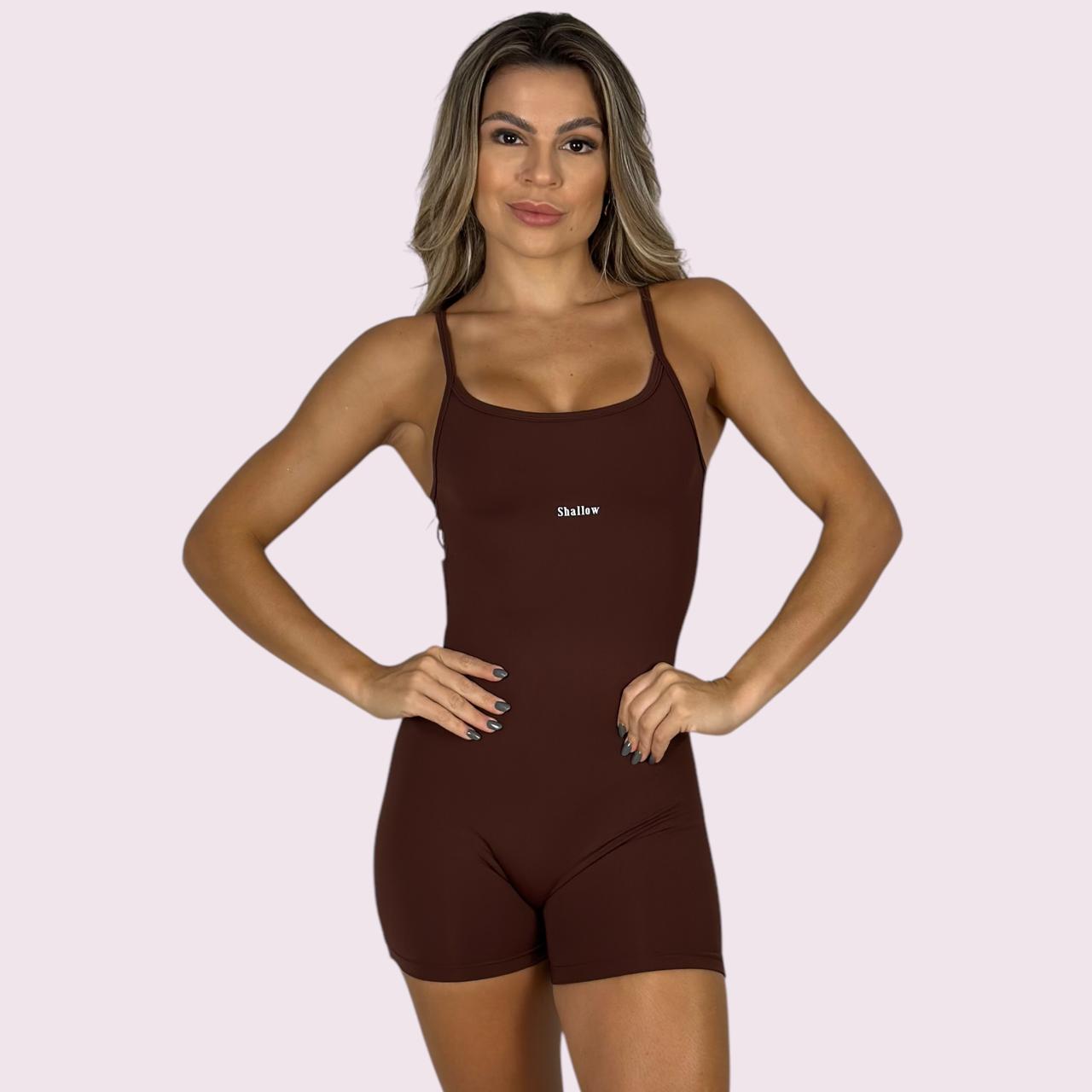 Macacão Elena Suplex Coffee com Shallow