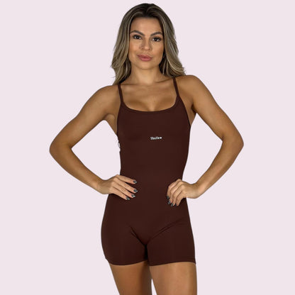 Macacão Elena Suplex Coffee com Shallow