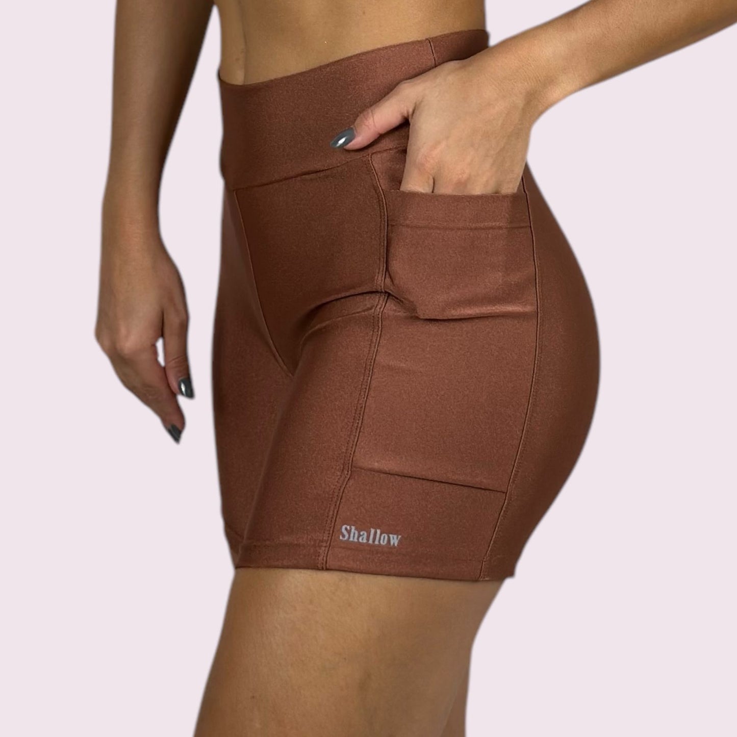 Bermuda com Bolso Metalizado Bronze