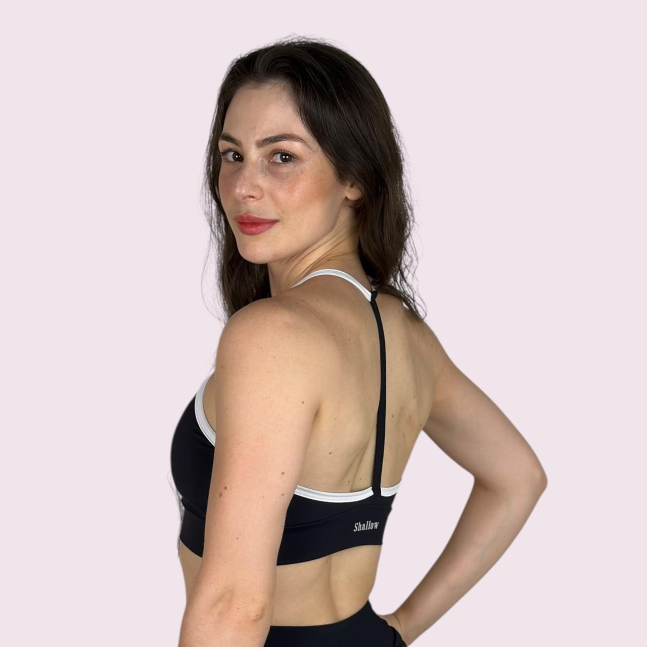 Top Lari Preto com Branco