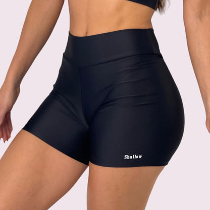 Shorts Cós V Metalizado Preto