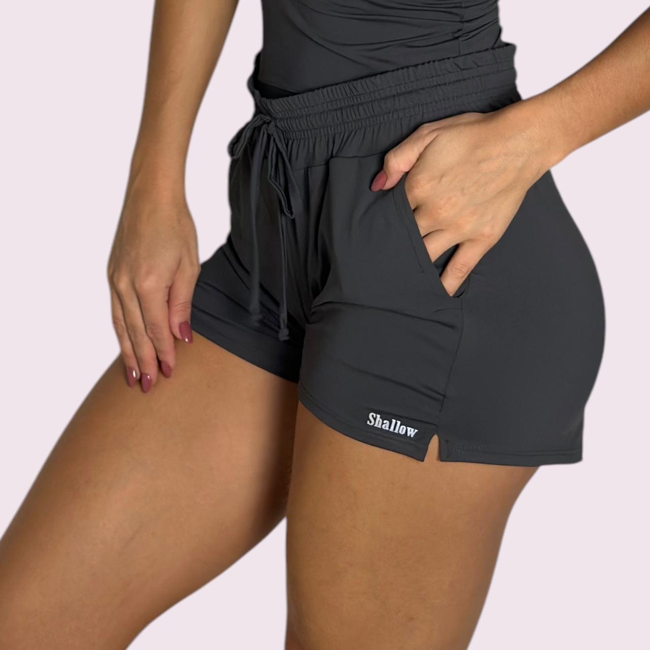 Shortinho Kassy Grafite