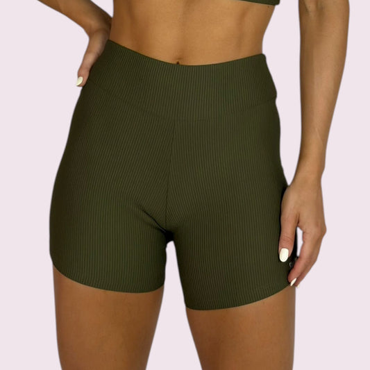 Shorts Cós V Cotelê Verde Militar