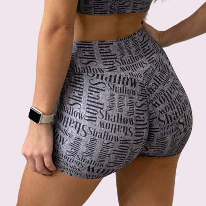 Shortinho Empina Bumbum Estampa Shallow Cinza