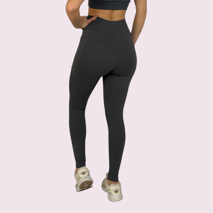 Legging com Bolso Suplex Grafite