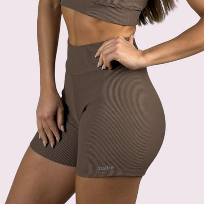 Shorts Cós V Cotelê Mocha Mousse