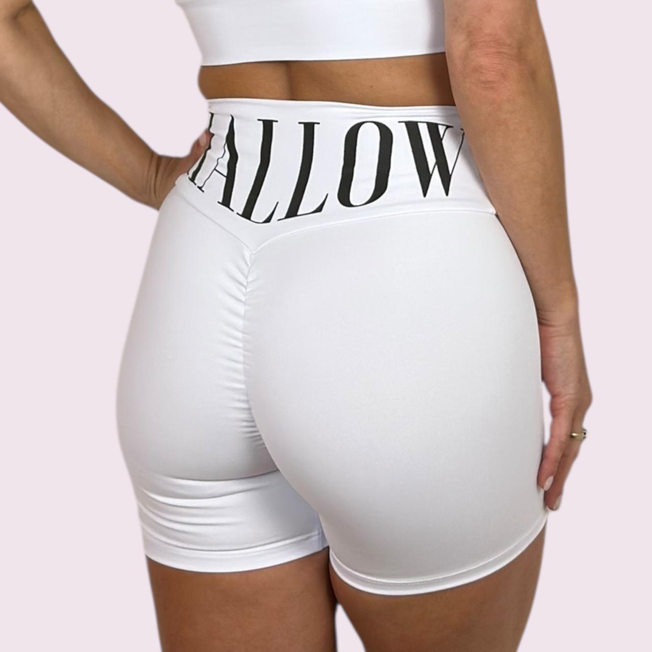 Shortinho Empina Bumbum Branco com Shallow Preto