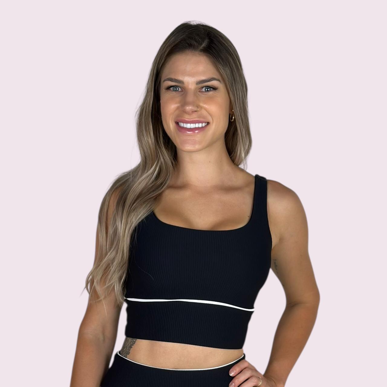 Top Bety Cotelê Preto com Branco